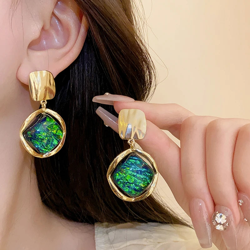 Veyra Earring