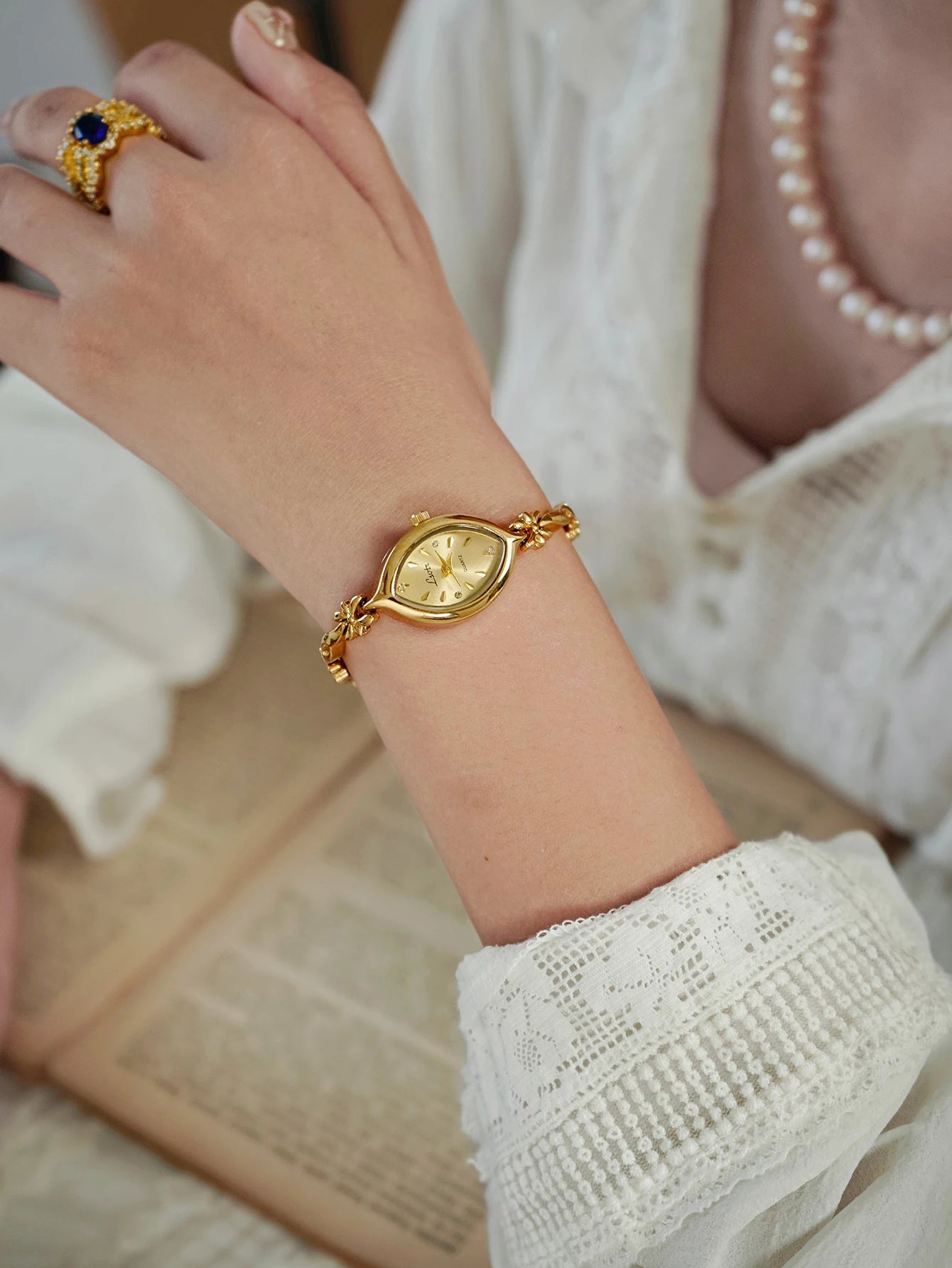 Chronos Watch
