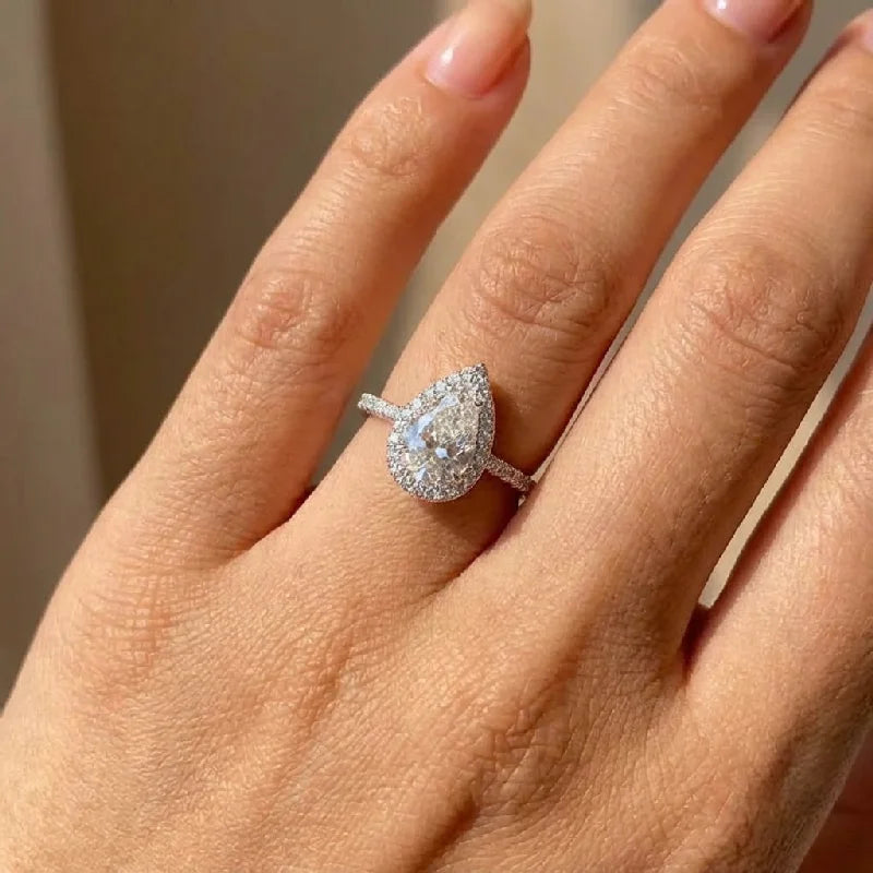 Majestic Solitaire Ring