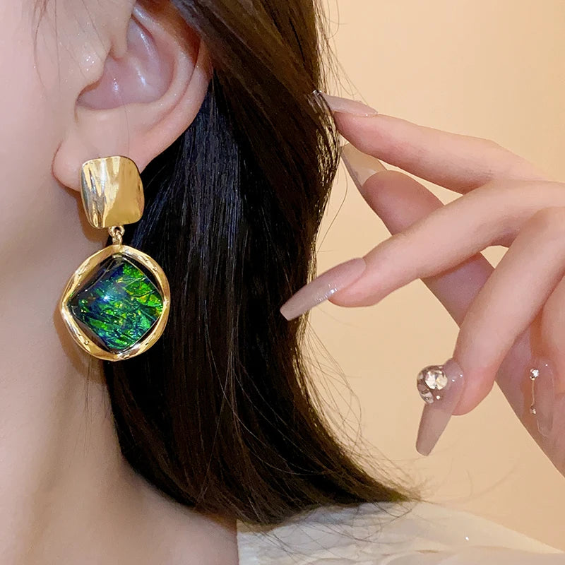 Veyra Earring