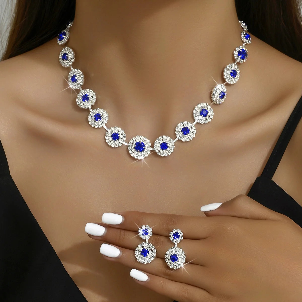 Lumière Necklace Earing
