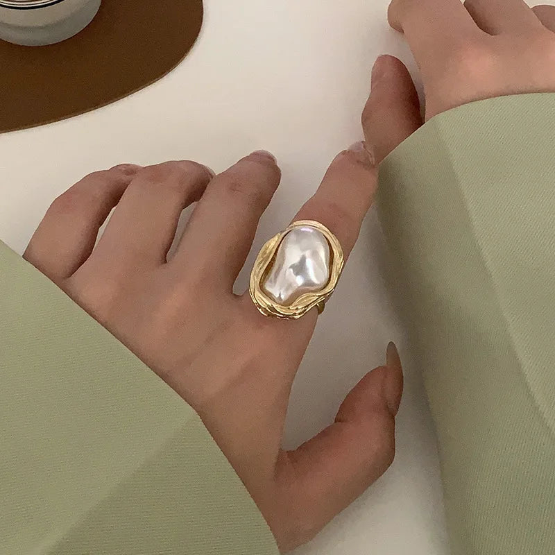 GOLD RING
