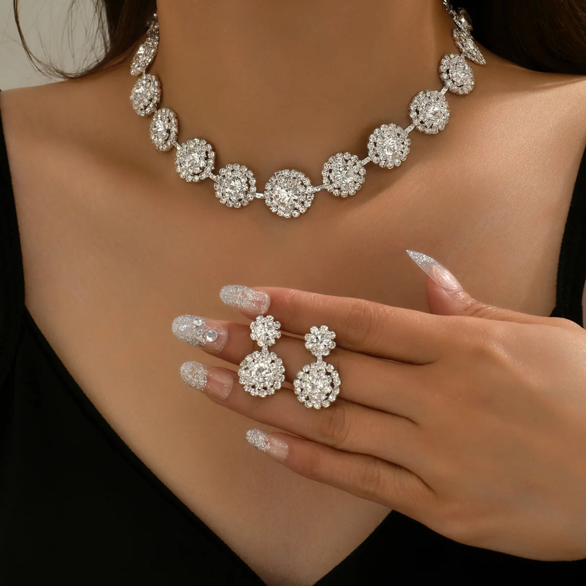 Lumière Necklace Earing