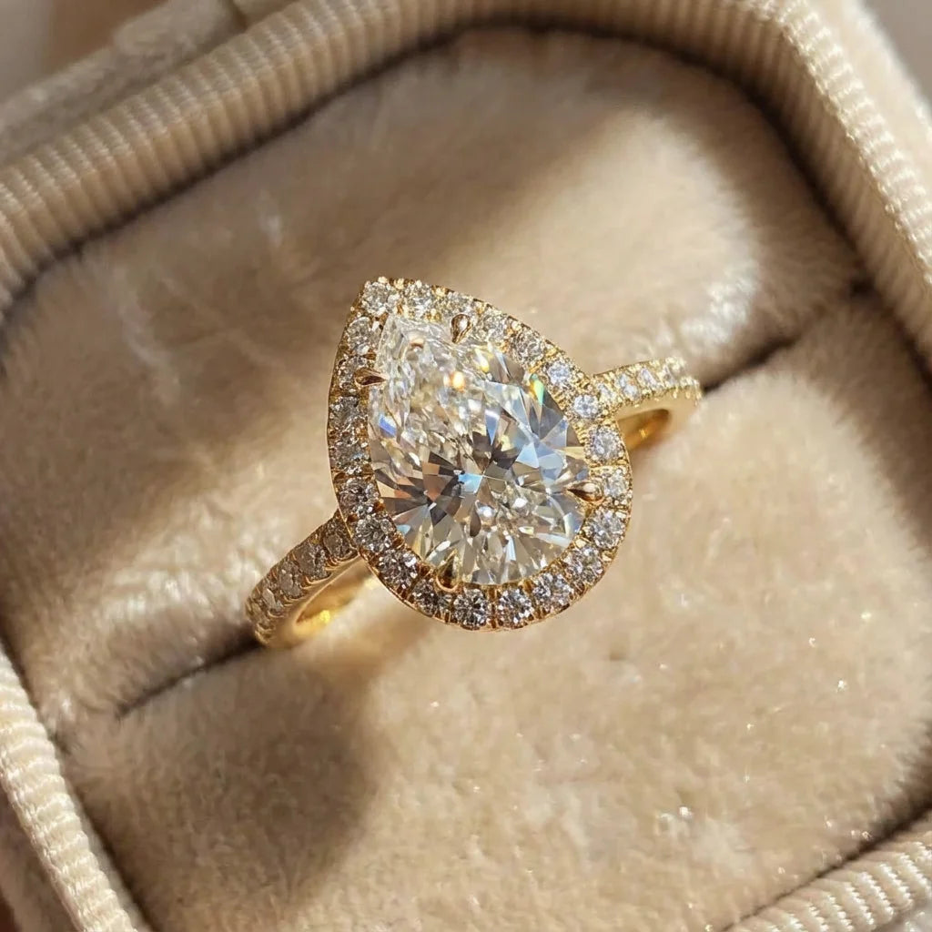 Majestic Solitaire Ring